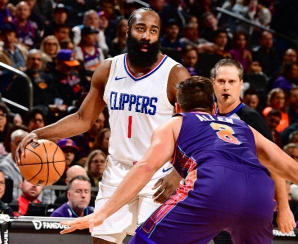 pp电子官网-快艇迅猛逼近西部第一 洛杉矶谁是最强已无争议